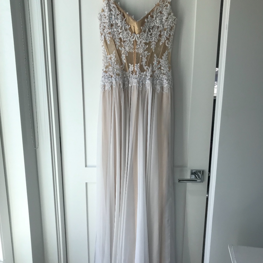 PROM DRESS - Picture 5 of 6